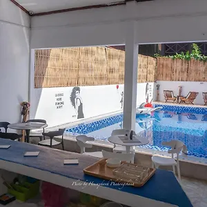 Little Friendly House With Pool Hotel
